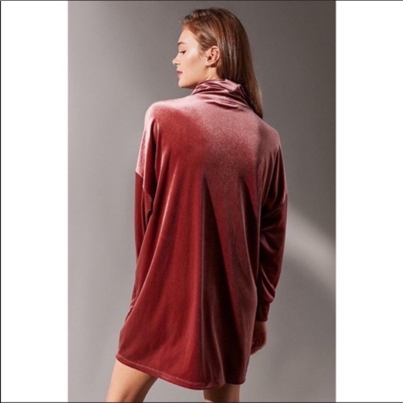 Urban outfitters evie velvet turtleneck dress size small - Picture 12 of 12